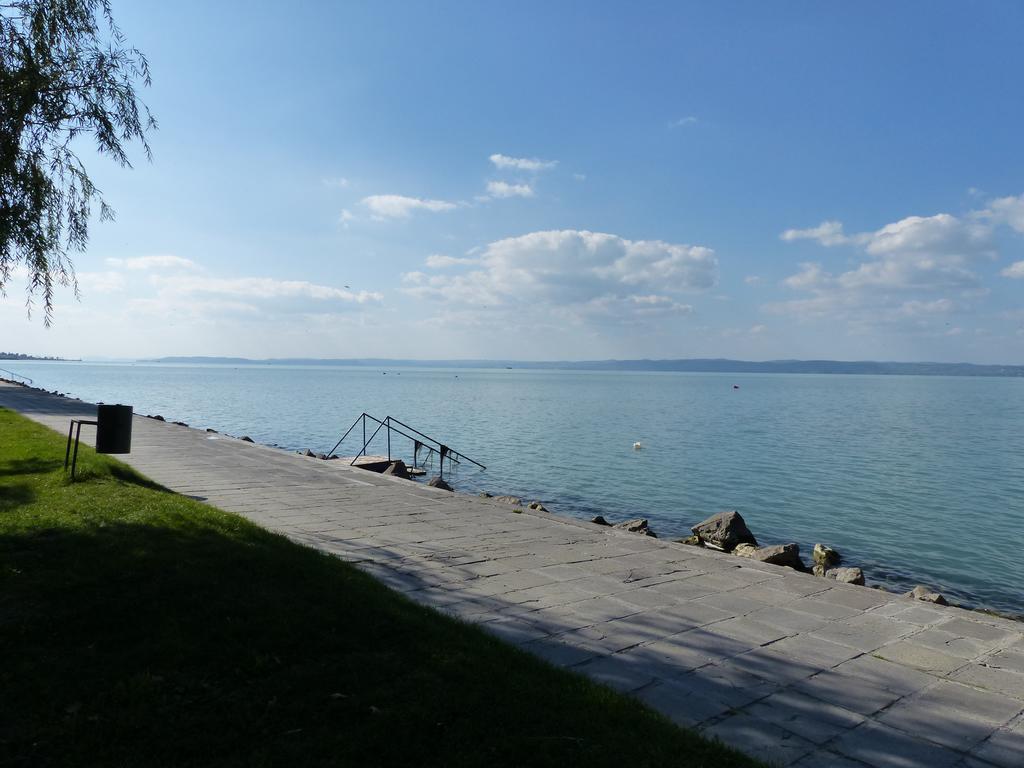 Toscana Lakeside Apartments I - II Family Friend Шиофок Экстерьер фото