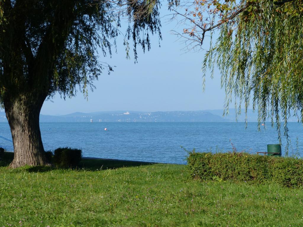 Toscana Lakeside Apartments I - II Family Friend Шиофок Экстерьер фото