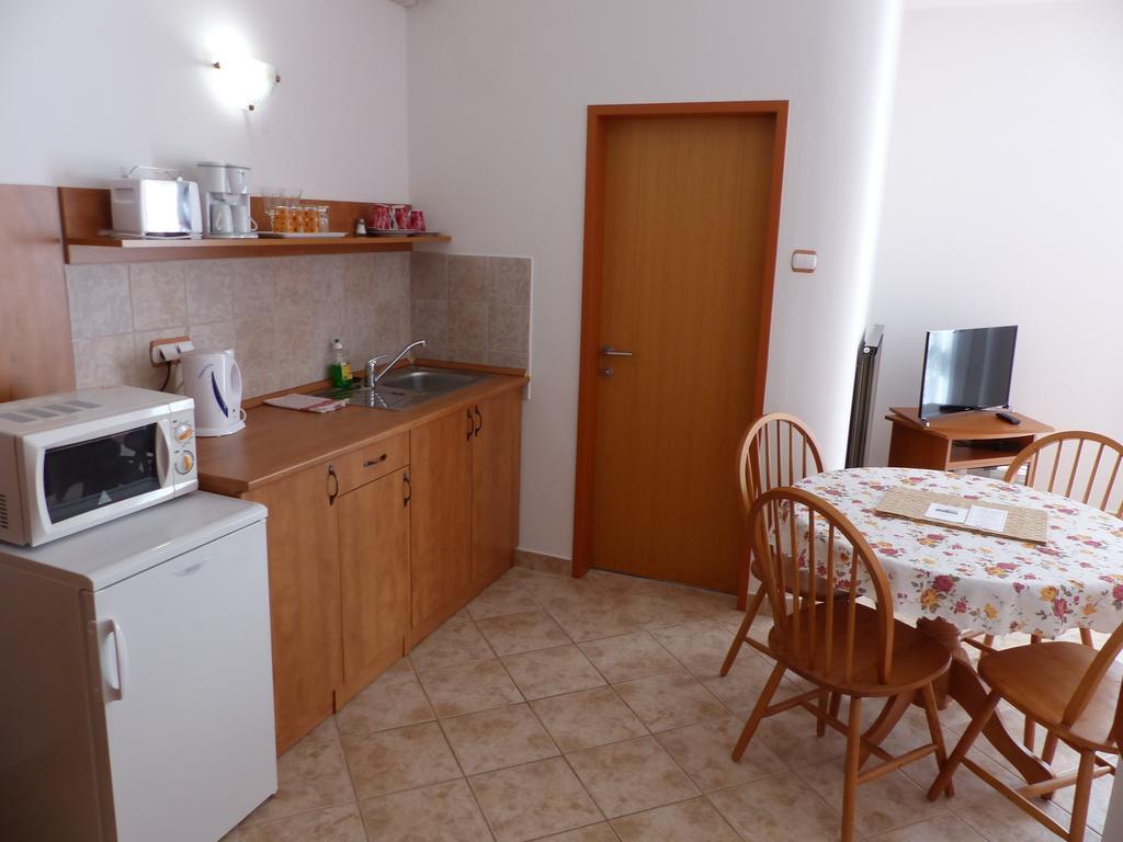 Toscana Lakeside Apartments I - II Family Friend Шиофок Экстерьер фото