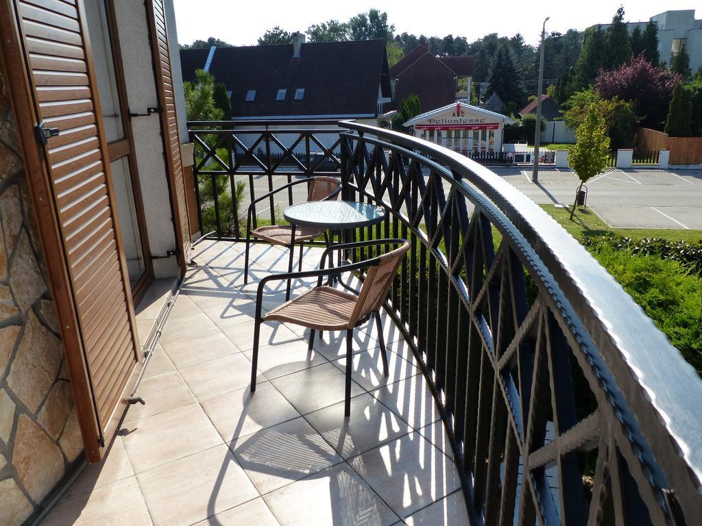 Toscana Lakeside Apartments I - II Family Friend Шиофок Экстерьер фото
