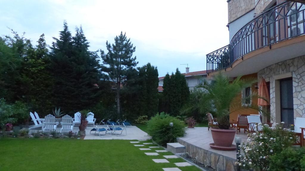 Toscana Lakeside Apartments I - II Family Friend Шиофок Экстерьер фото